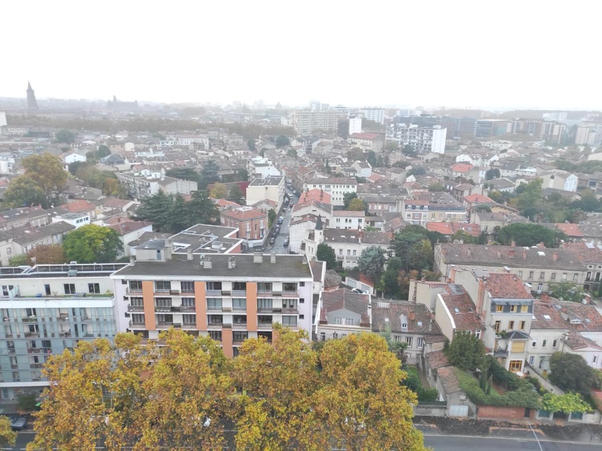 Apartment ☆ 16eme Ciel ☆ Proche Gare ☆ Vue Panoramique ☆ Clim.